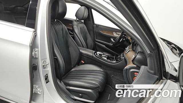 Mercedes-Benz E-클래스 W213 - Салон