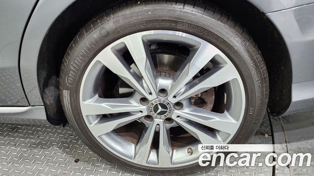 Mercedes-Benz C-클래스 W205 - Экстерьер