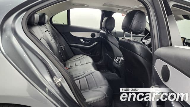 Mercedes-Benz C-클래스 W205 - Опции