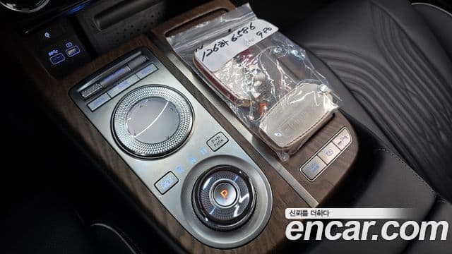 Genesis G80 (RG3) - Салон