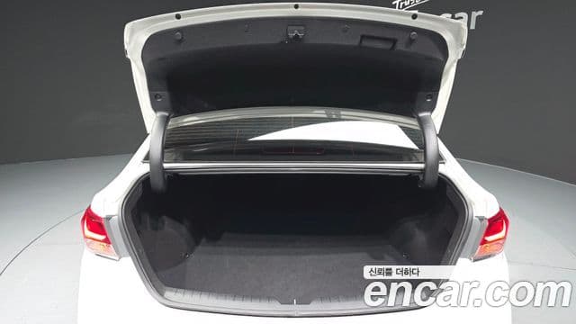 Hyundai 쏘나타 뉴 라이즈 - Опции