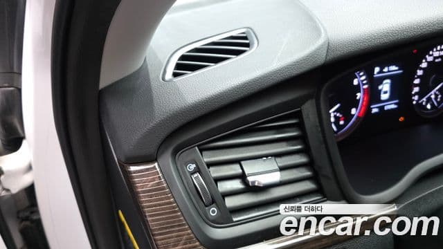 Hyundai 쏘나타 뉴 라이즈 - Опции