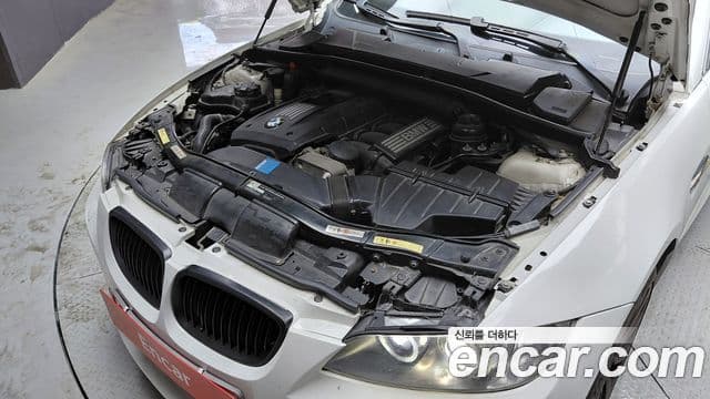 BMW 3시리즈 (E90) - Экстерьер