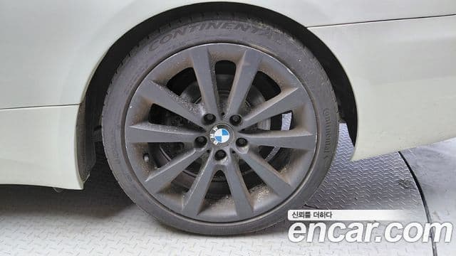 BMW 3시리즈 (E90) - Экстерьер