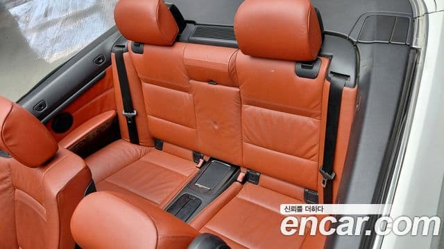 BMW 3시리즈 (E90) - Салон