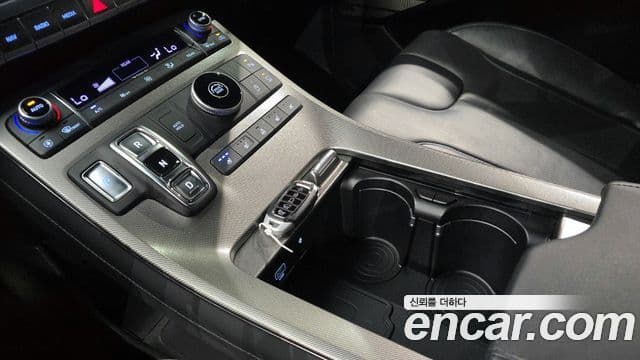 Hyundai 팰리세이드 - Салон