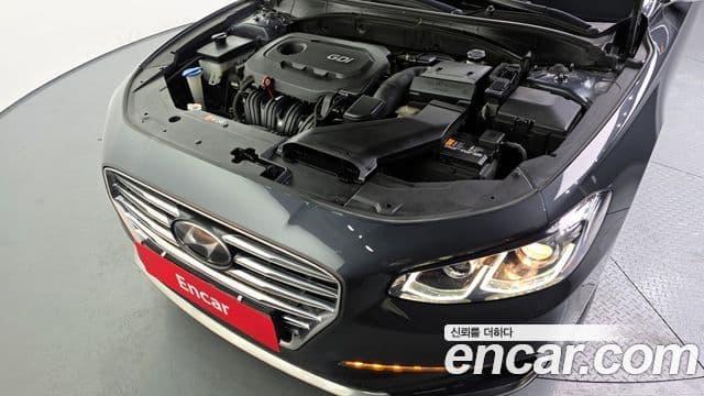 Hyundai 그랜저 IG - Салон