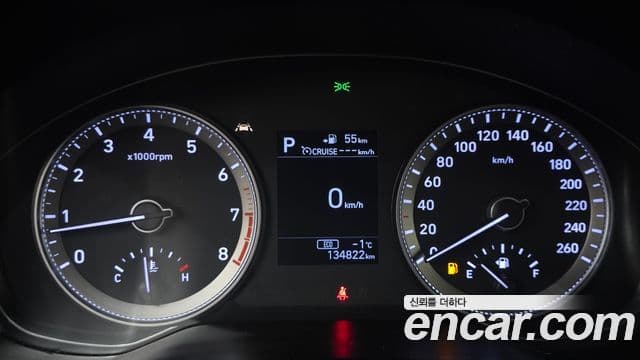 Hyundai 그랜저 IG - Салон