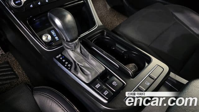 Hyundai 그랜저 IG - Салон