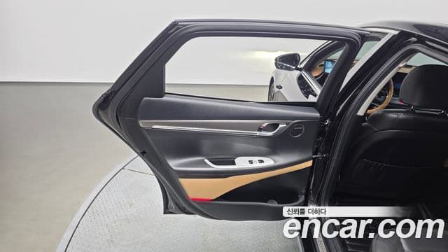Hyundai 더 뉴 그랜저 IG - Салон