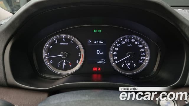 Hyundai 그랜저 IG - Салон