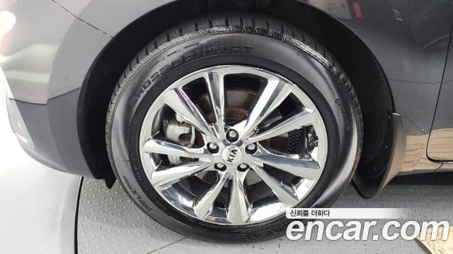 Kia 더 뉴 카니발 - Экстерьер