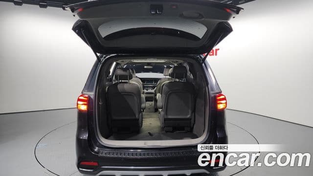 Kia 더 뉴 카니발 - Опции