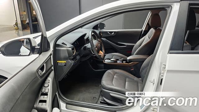Hyundai 아이오닉 일렉트릭 - Салон