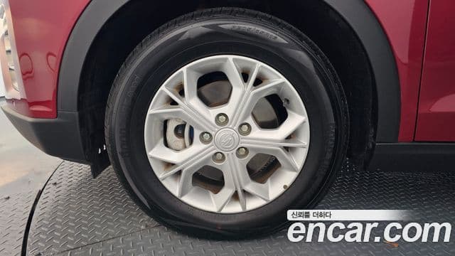 KG Mobility 베리 뉴 티볼리 - Экстерьер