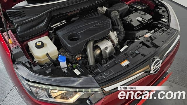 KG Mobility 베리 뉴 티볼리 - Салон