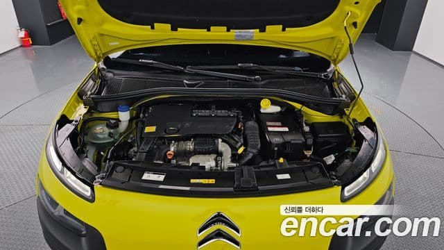 Citroen C4 칵투스 - Салон