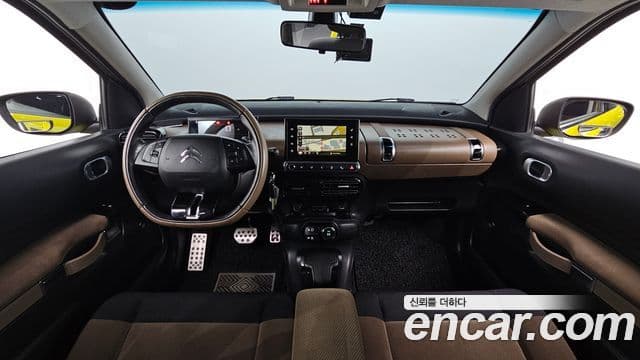 Citroen C4 칵투스 - Салон