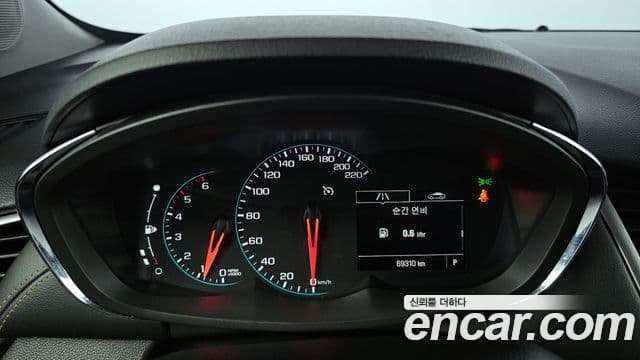 Chevrolet 더 뉴 트랙스 - Салон