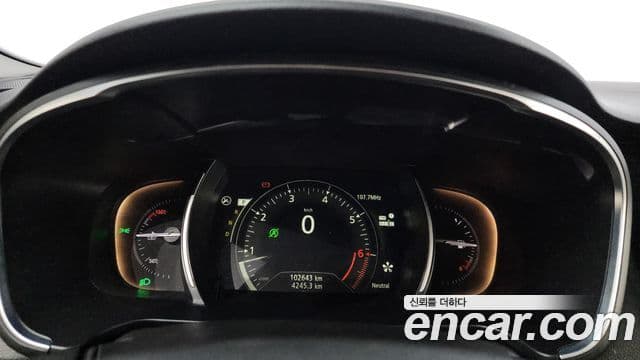 Renault Samsung SM6 - Салон