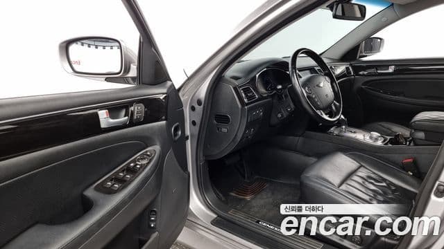 Hyundai 제네시스 - Салон