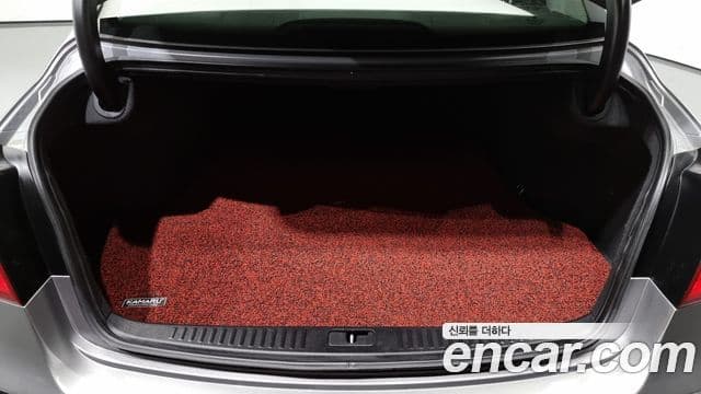 Hyundai 제네시스 - Опции