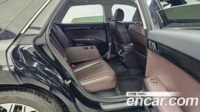 Hyundai 그랜저 (GN7) - Опции