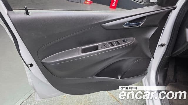 Chevrolet 더 넥스트 스파크 - Салон