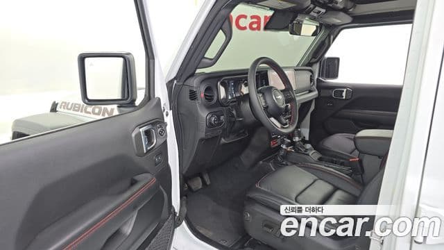 Jeep 랭글러 (JL) - Салон