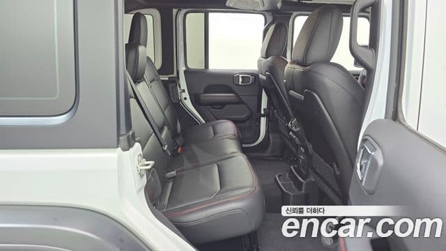 Jeep 랭글러 (JL) - Опции