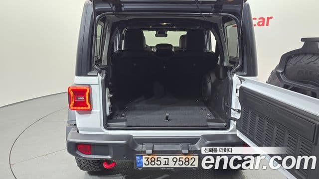 Jeep 랭글러 (JL) - Опции