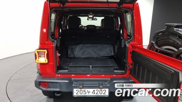Jeep 랭글러 (JL) - Опции