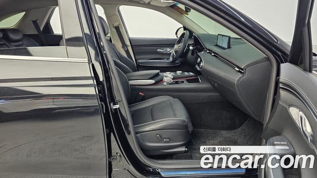 Genesis GV70 - Опции