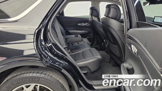 Genesis GV70 - Опции