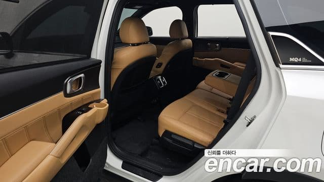 Kia 쏘렌토 4세대 - Салон
