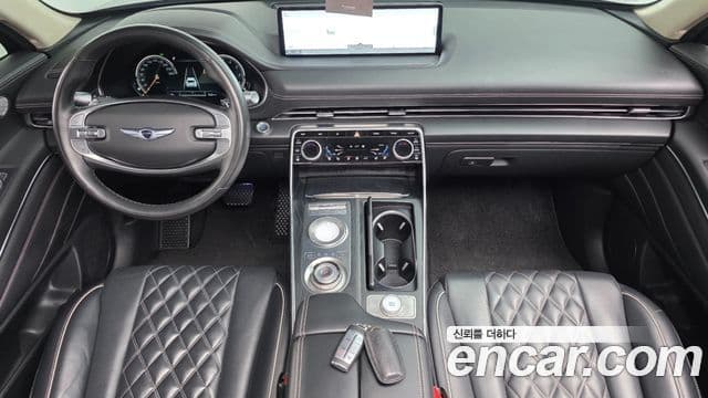 Genesis GV80 - Салон