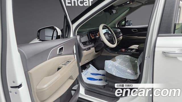 Kia 더 뉴 카니발 4세대 - Салон