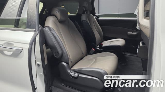 Kia 더 뉴 카니발 4세대 - Опции