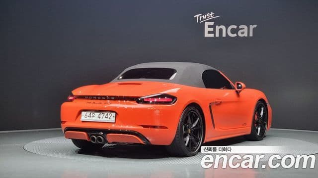 Porsche 718 박스터 - Экстерьер