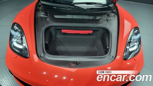 Porsche 718 박스터 - Салон