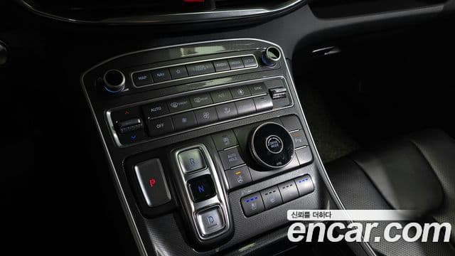 Hyundai 더 뉴 싼타페 - Салон