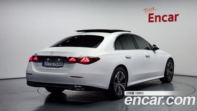 Mercedes-Benz E-클래스 W214 - Экстерьер