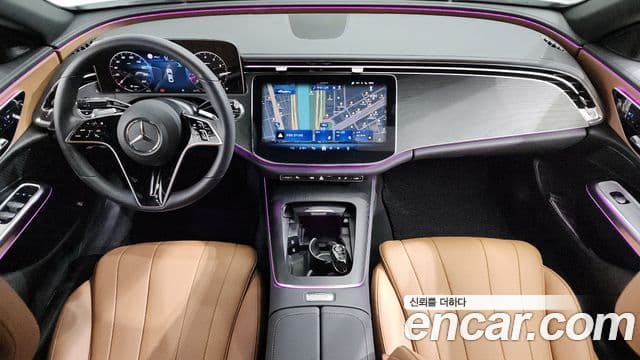 Mercedes-Benz E-클래스 W214 - Салон