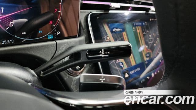 Mercedes-Benz E-클래스 W214 - Салон