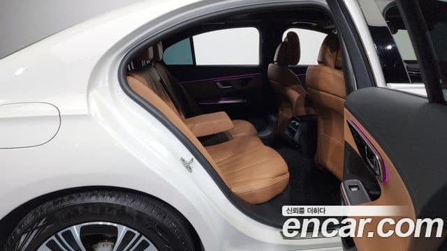 Mercedes-Benz E-클래스 W214 - Опции