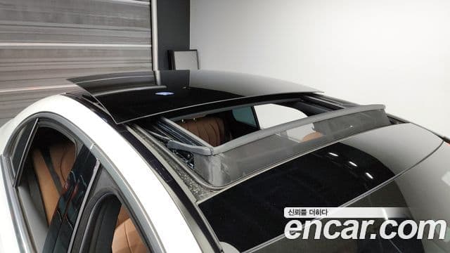 Mercedes-Benz E-클래스 W214 - Опции