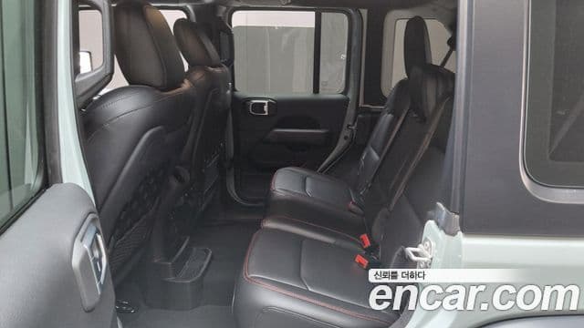 Jeep 랭글러 (JL) - Опции