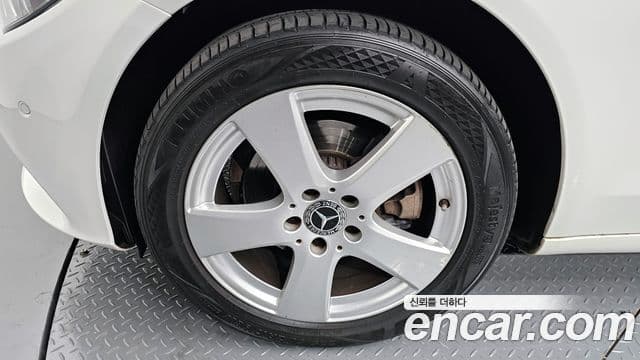 Mercedes-Benz C-클래스 W205 - Экстерьер