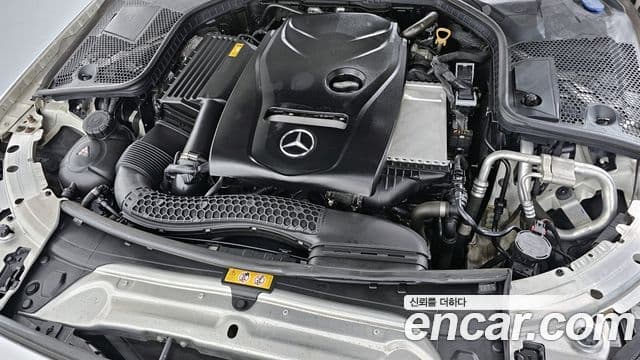 Mercedes-Benz C-클래스 W205 - Салон