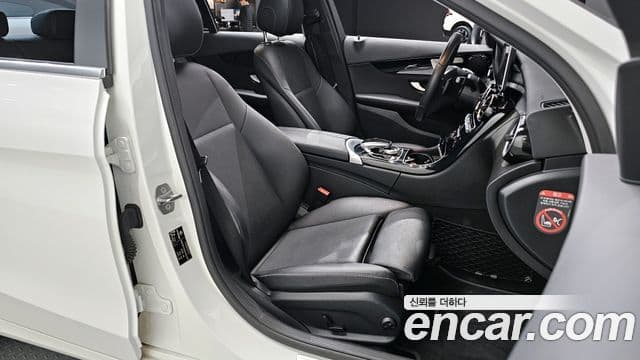 Mercedes-Benz C-클래스 W205 - Салон